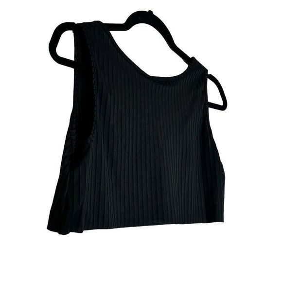 NWT Pretty Little Thing Rib Deep V-neck Raw Edge Crop Tank Top Black Size 12 - Picture 3 of 7